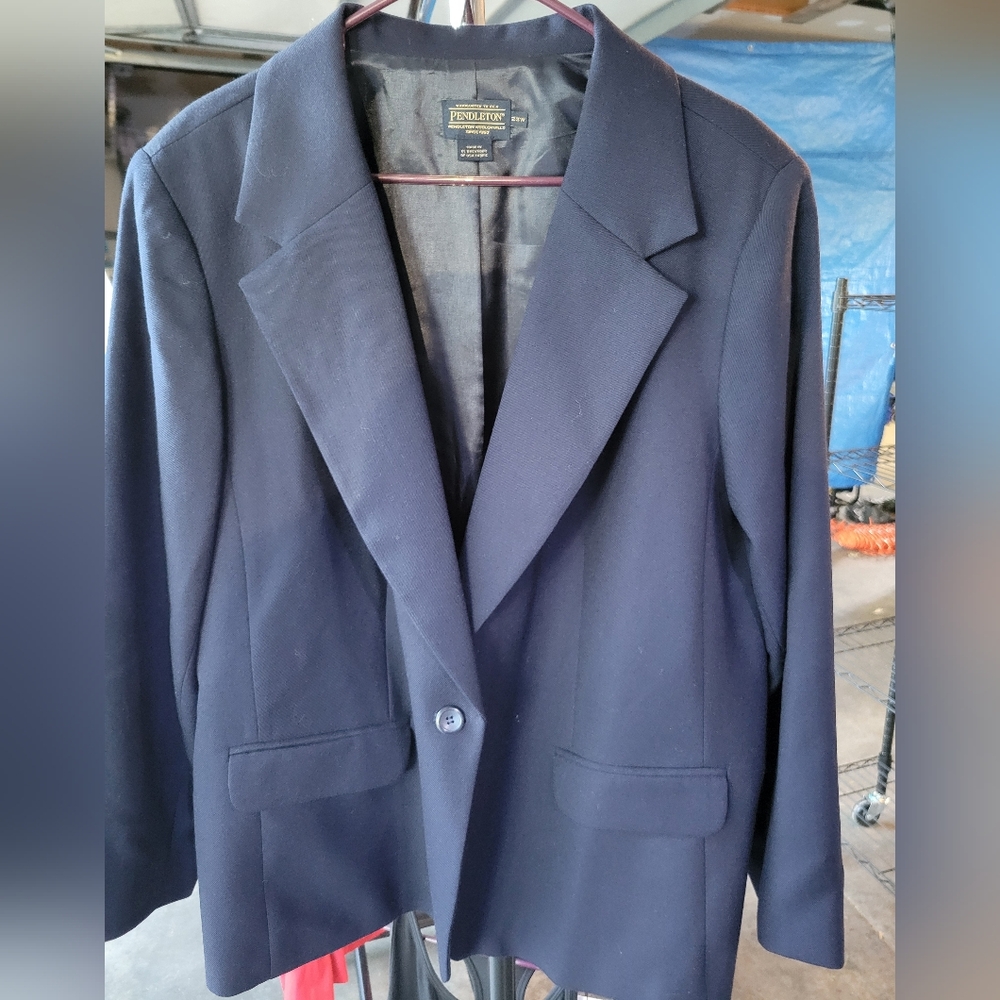Navy Pendleton Blazer 22w